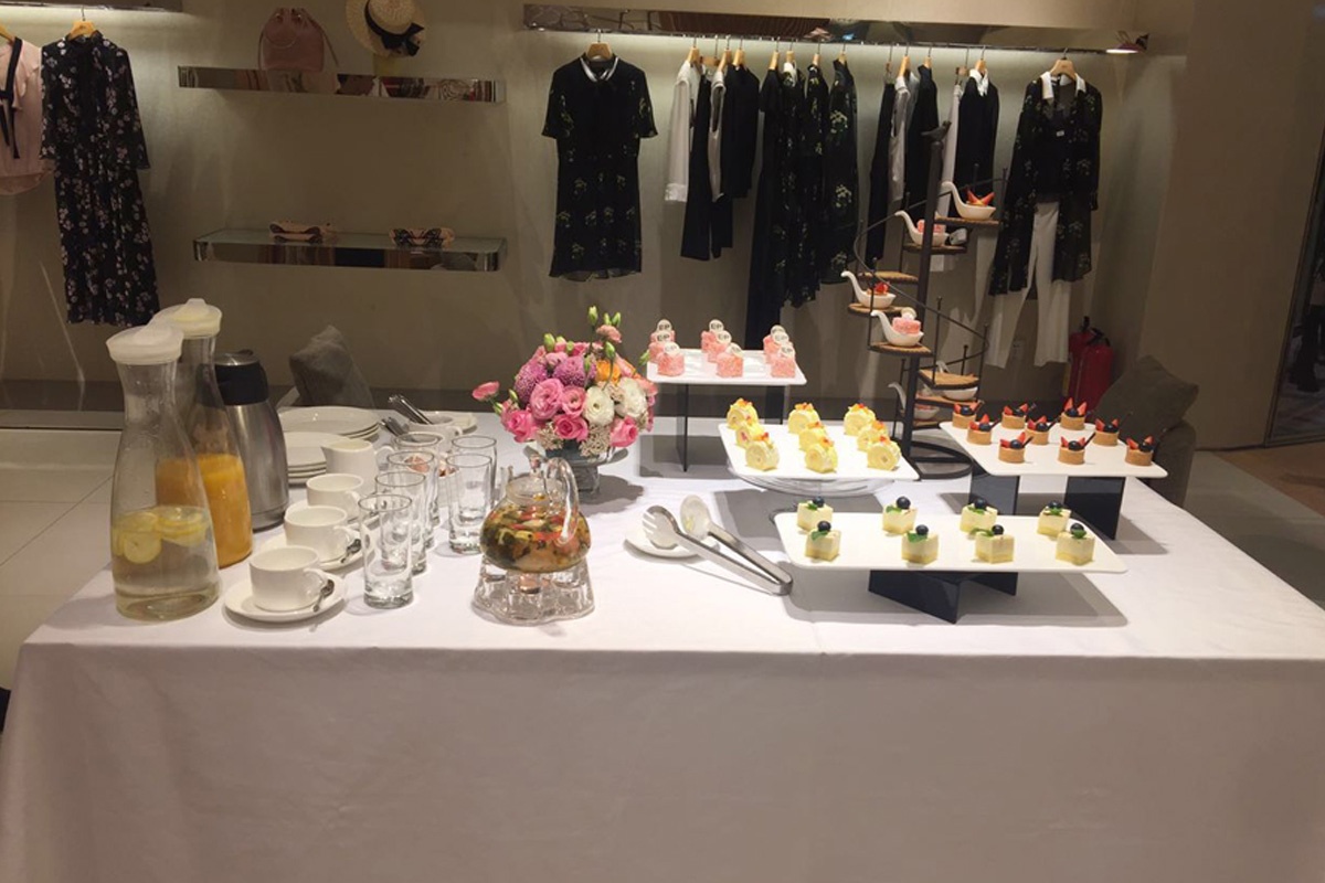 某品牌服装茶歇活动