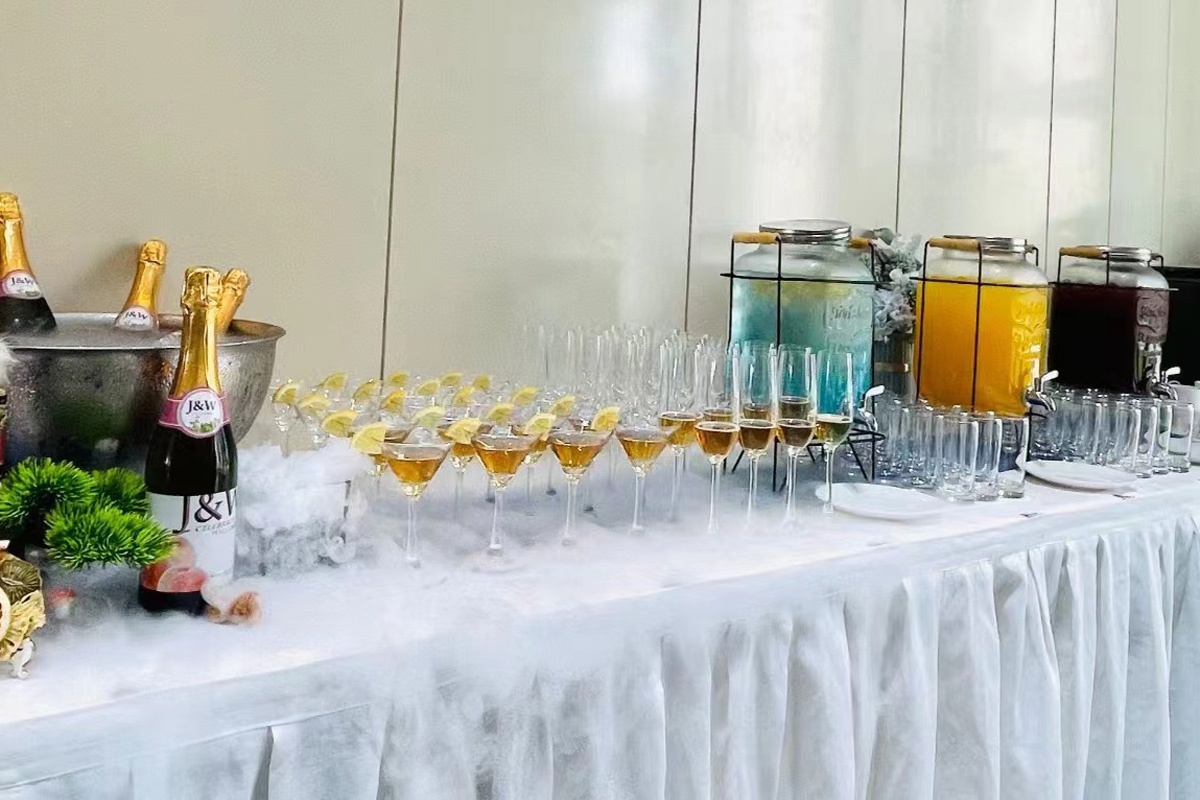 酒杯果汁鼎租赁